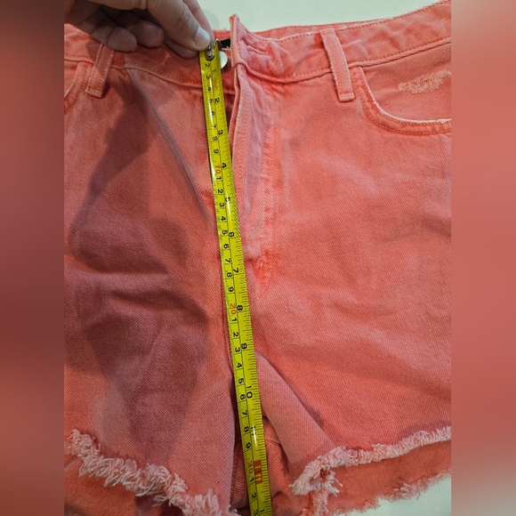 J Brand Gracie High Rise Shorts in Glowing Blossom - Picture 10 of 10